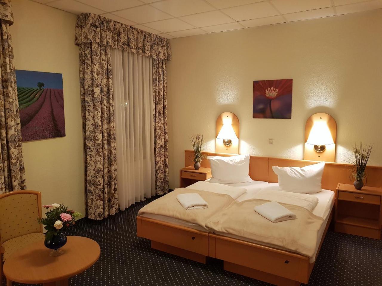 Hotel Altberesinchen Frankfurt  Esterno foto