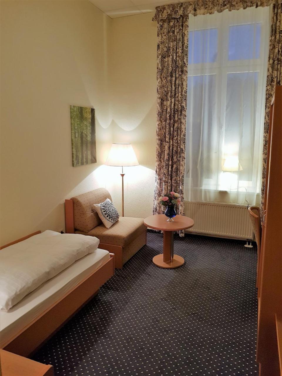 Hotel Altberesinchen Frankfurt  Esterno foto